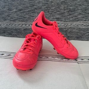 Nike girl’s soccer shoes, youth size 2.